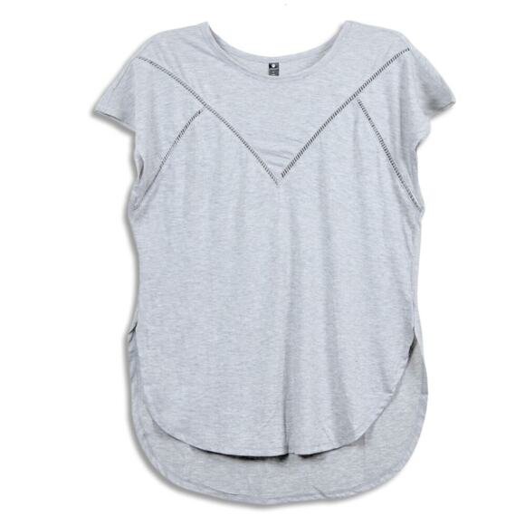 New! Yogalicious Relaxed Fit High-Low Hem Embellished Active Top T-Shirt - Picture 3 of 7